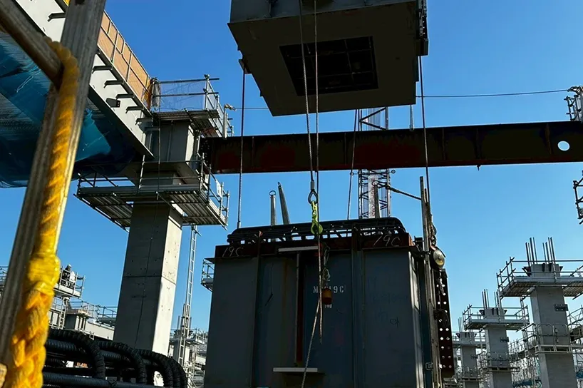 足場工事の施工例