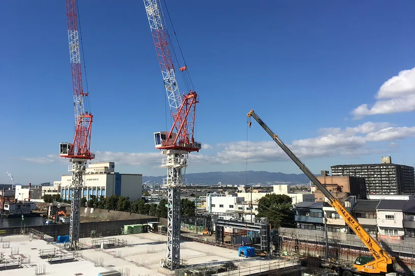 足場工事の施工例